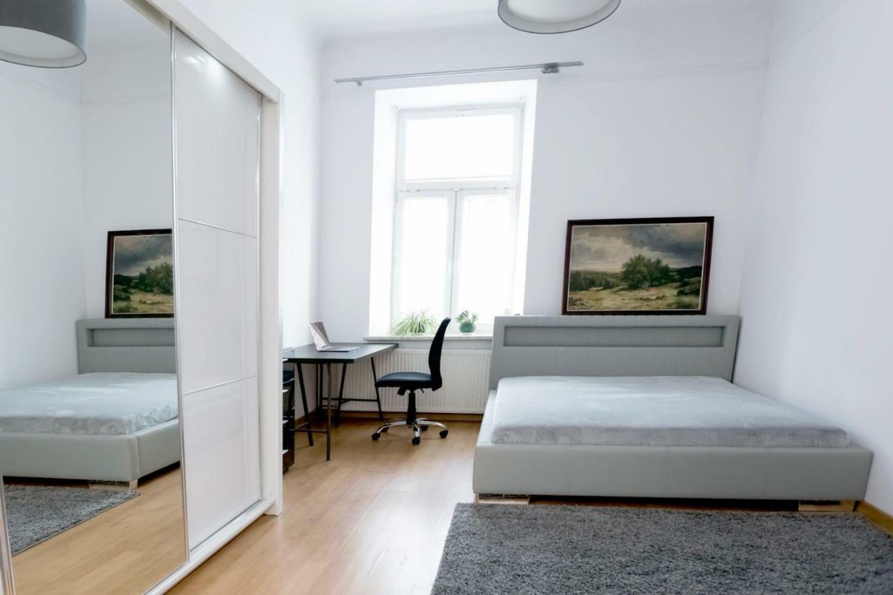 Apartment - Old Town - Cyrulicza ルブリン エクステリア 写真